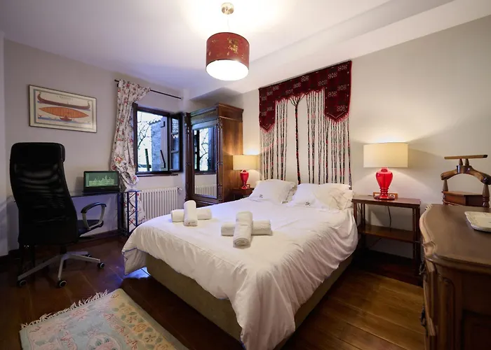 The Basque Experience By Fidalsa Ochandiano